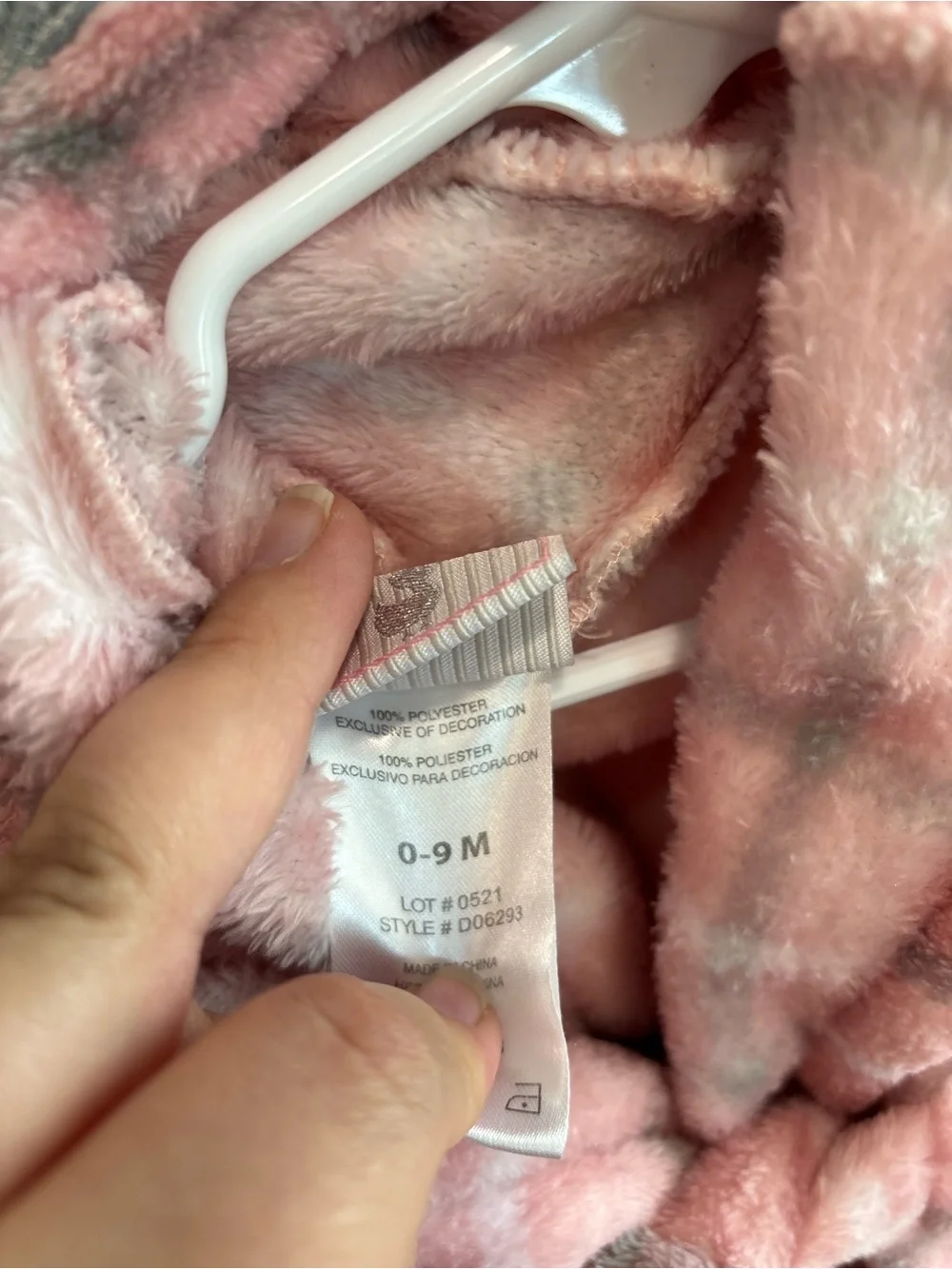 Duck duck 0-9 month baby girl Pink Plaid Baby Hooded Robe with Elephant Hood